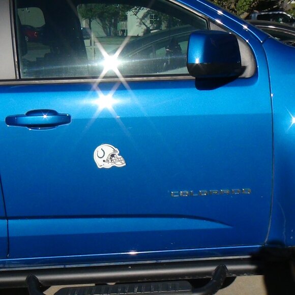 (2) NFL Indianapolis Colts 5" inch Cut-Out Auto Magnet Helmet by WinCraft Truck - Picture 1 of 10